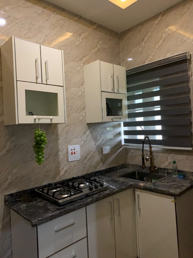 King 2 Kitchen
