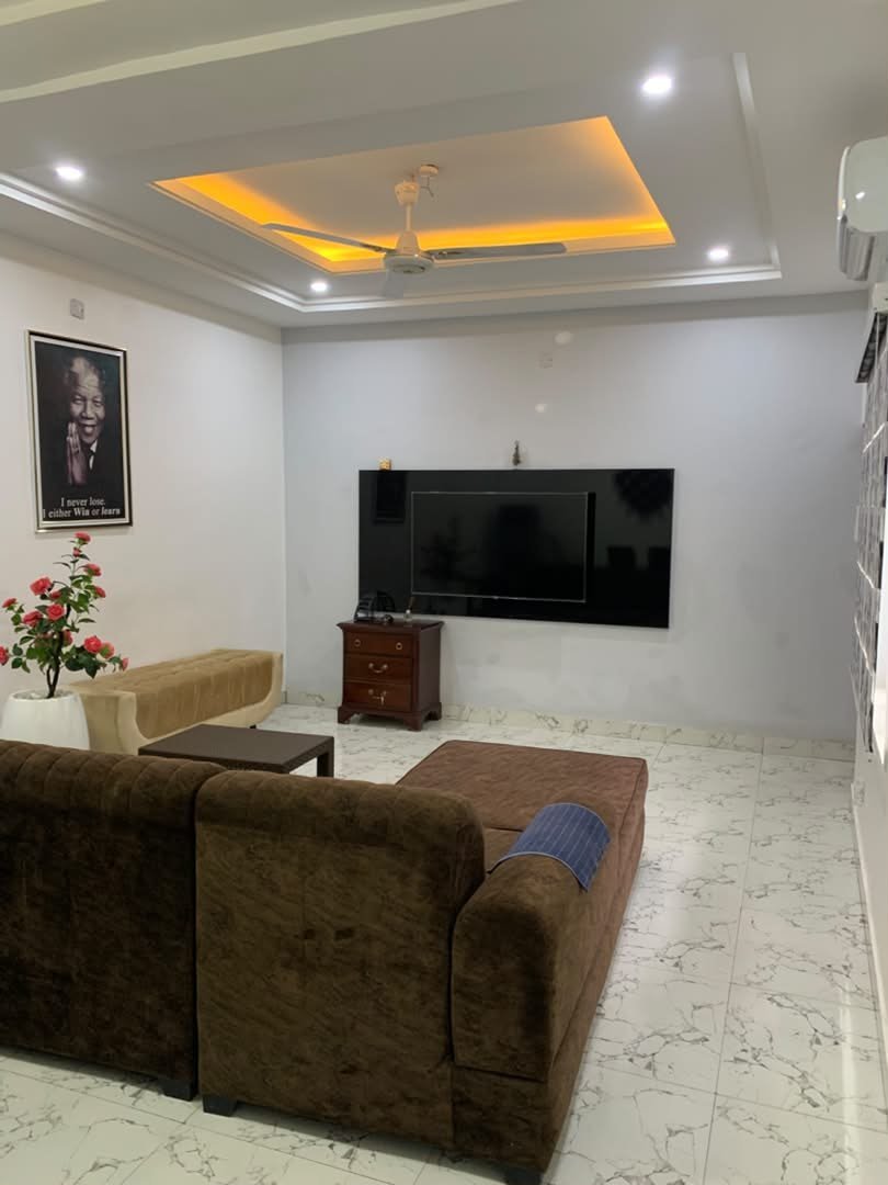 Prince 2 Sitting Room